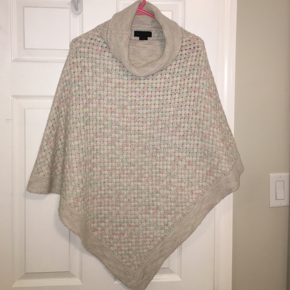 Steve Madden Light Colored Poncho